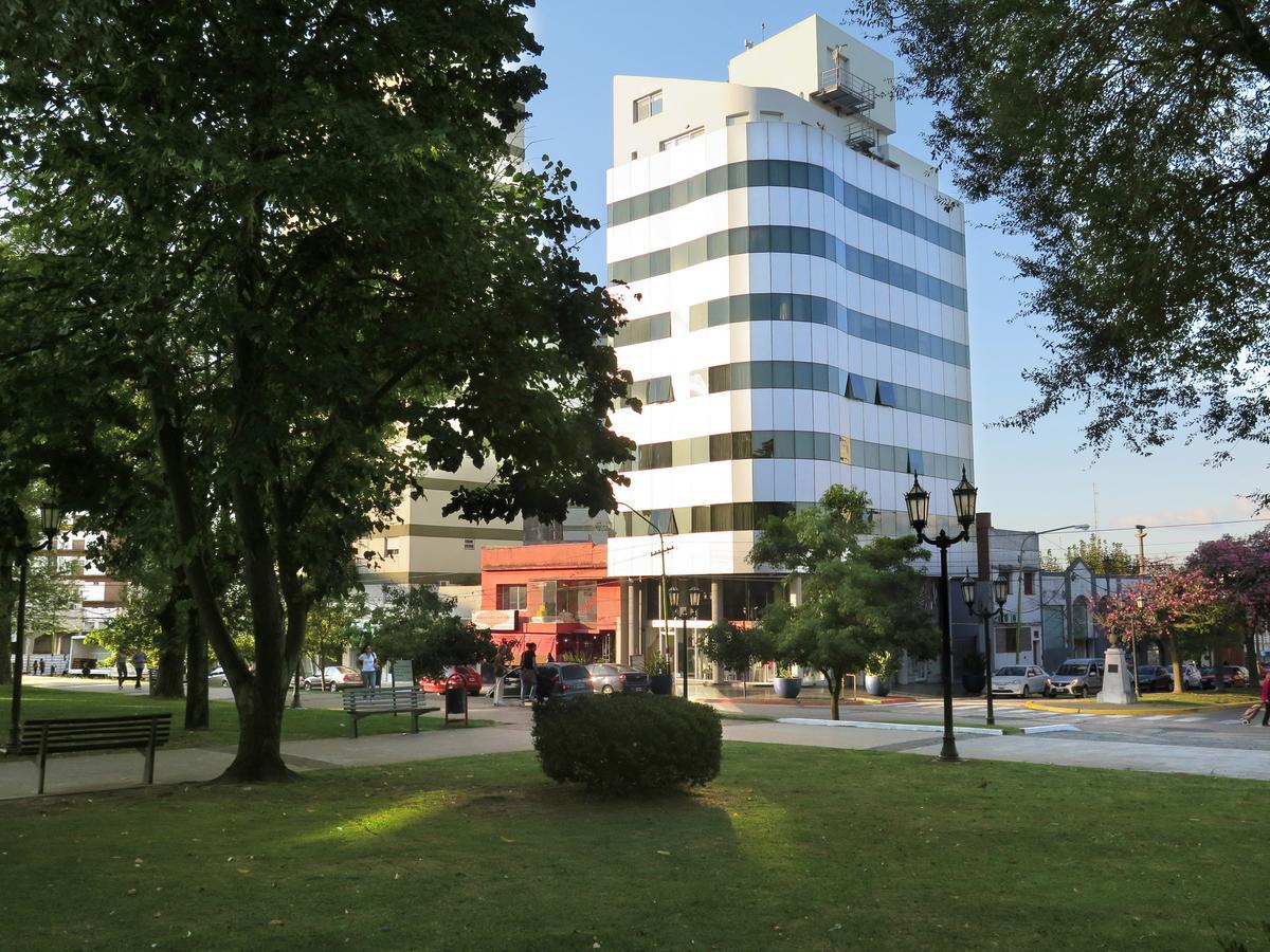 Plaza Suites Campana Eksteriør bilde