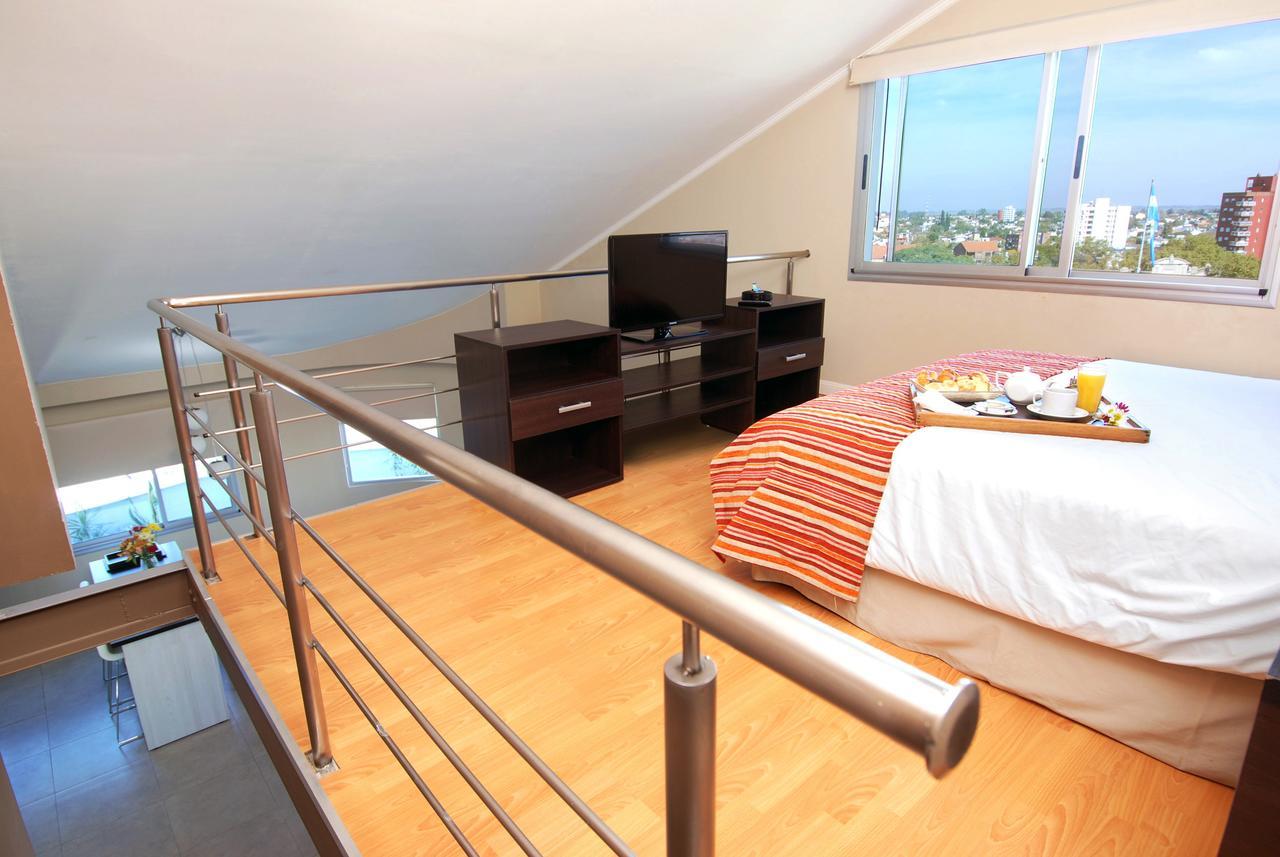 Plaza Suites Campana Eksteriør bilde