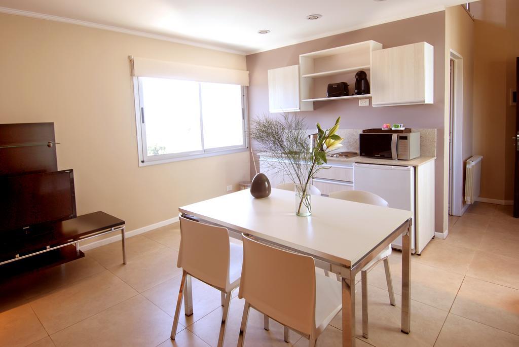 Plaza Suites Campana Eksteriør bilde